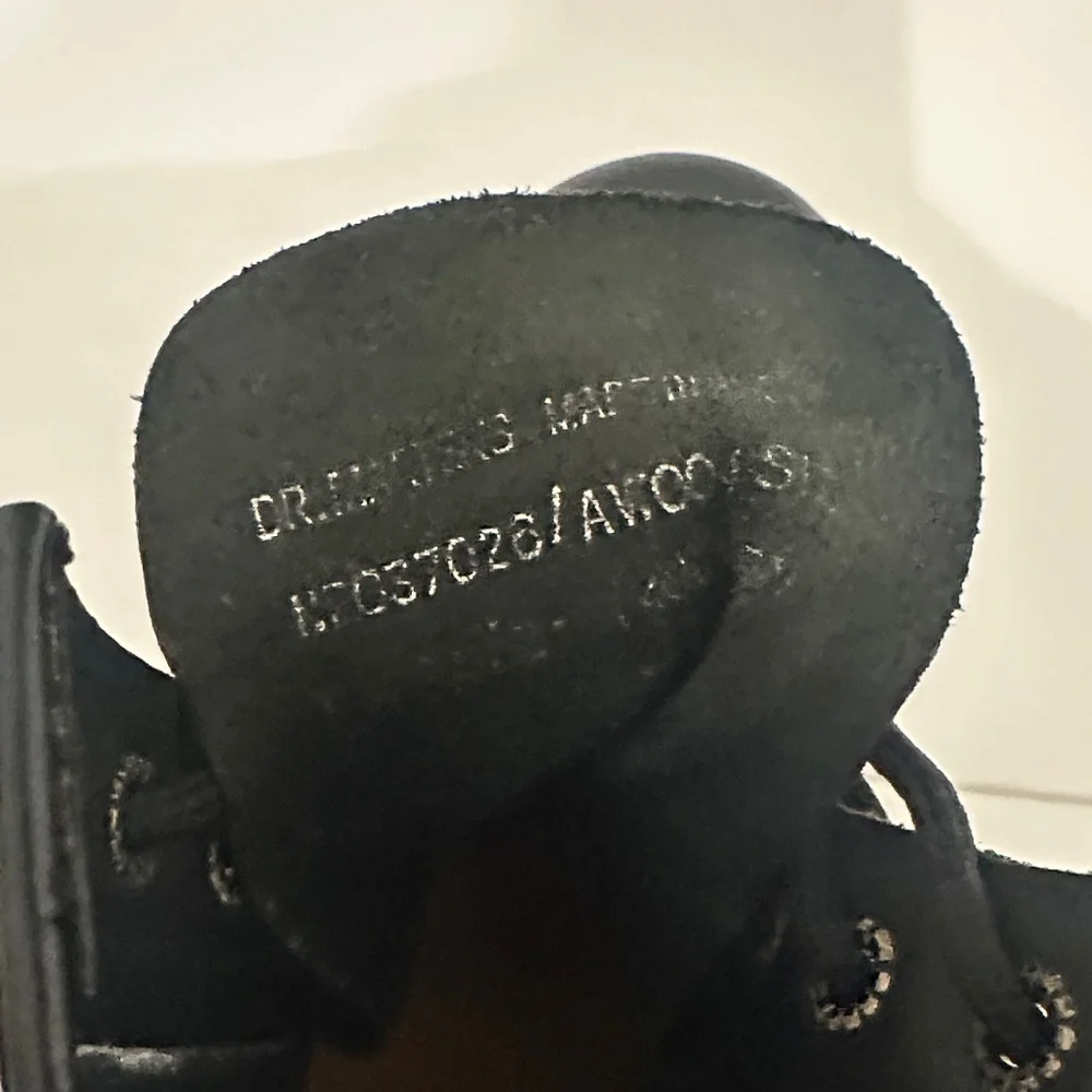 Dr. Martens Black Leather Boots 1460 - Picture 8 of 14